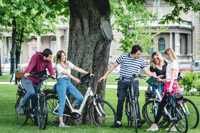 Belgrade E-Bike Tour: Power Glide! - Republic Square and the return to the center