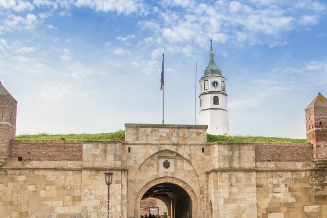 Belgrade Layover Private tour + E-Scooter Sighteeing - How the e-scooter changes the experience