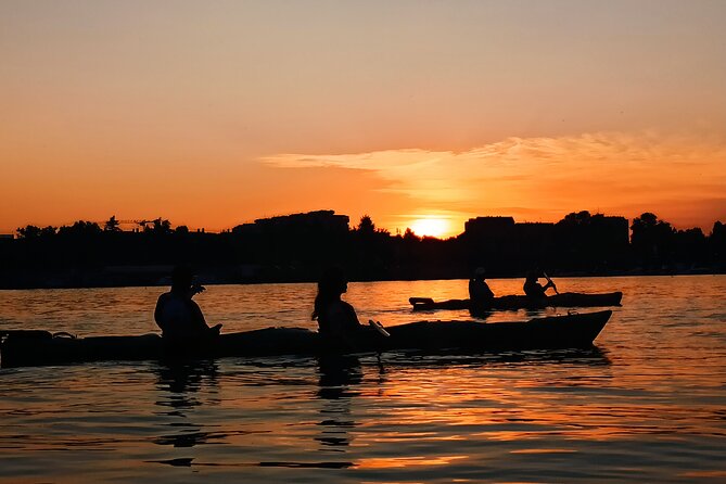 Belgrade sunset kayak tour - The first strokes: training and safety equipment