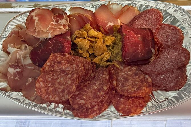Culinary Tour - get to know the Serbian food. Come hungry! - The final bar stop keeps the afternoon flexible