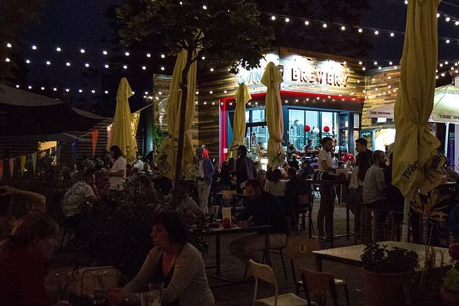 E-Scooter CRAFT BEER and BREWERY Tour - Dockers BrewPub completes the three-beer route