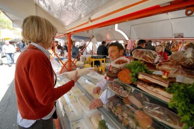 E-Scooter Serbian Food Tour