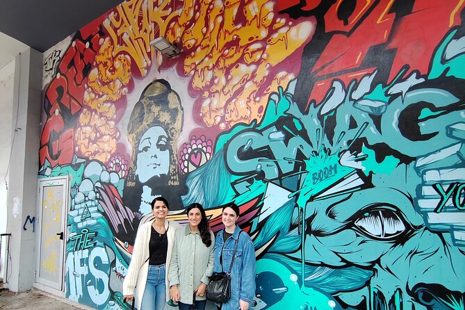 E-Scooter Street Art Tour - The guide, equipment, and group size