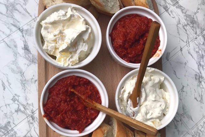 Food Tasting at Locals Favorite Farmers Market in Belgrade - What the 90-minute format feels like