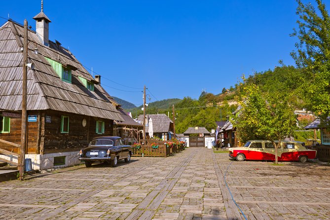 From Belgrade: Best of West (Drina House, Drvengrad & Sargan 8) - Winter changes the main attraction