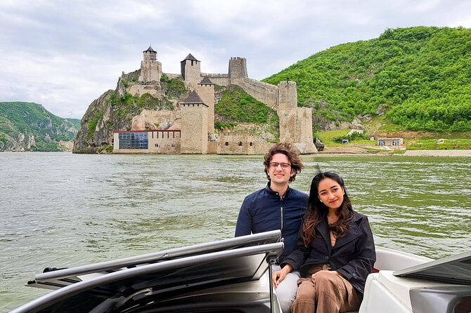 Golubac Fortress w/Iron Gate Speed Boat & Rakija Distillery tour - Lunch in Golubac Town