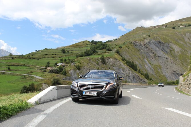 LUX Private transfer from Belgrade Airport - The 20 to 40 minute ride into Belgrade