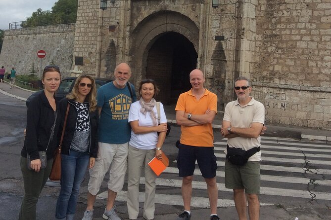 Nis Sightseeing Tour - Seeing freedom remembered in the city center