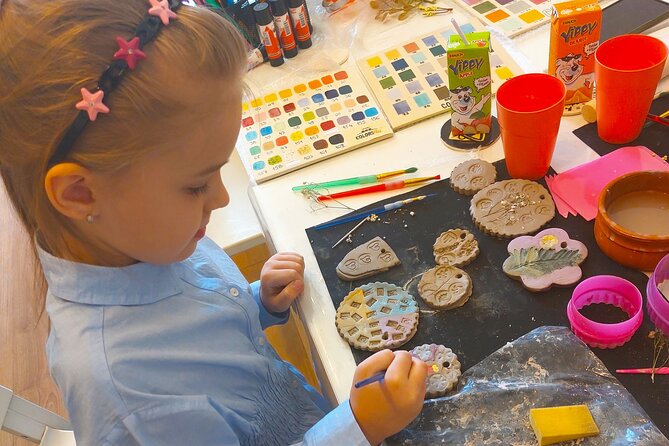 Paint Your Own Pottery Studio, Serbia - The Staff Make the Experience Easier
