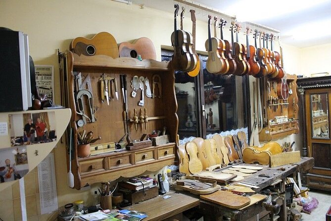 Private Day Trip/Transfer Tour from Belgrade to Timisoara - Watching a violin take shape at Nemček Art Home