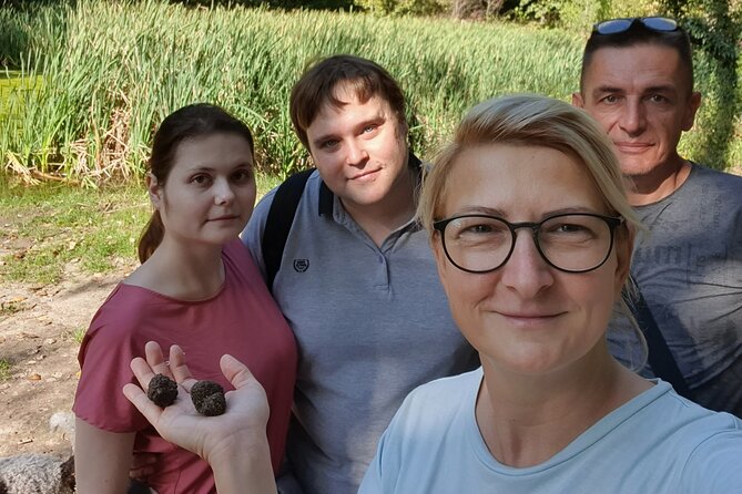 Private Guided Truffle Hunting Tour in Serbia with Lunch - From Belgrade to a Serbian truffle forest