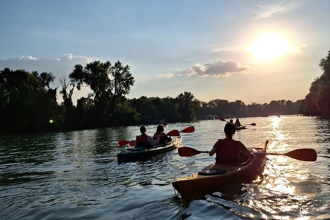 Self-guided kayak tour in Belgrade - Gardosh Tower from below