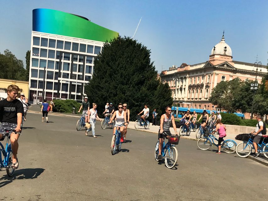 Zagreb: 2.5-Hour Cycle Back to Socialism Tour - Returning through the Botanical Garden